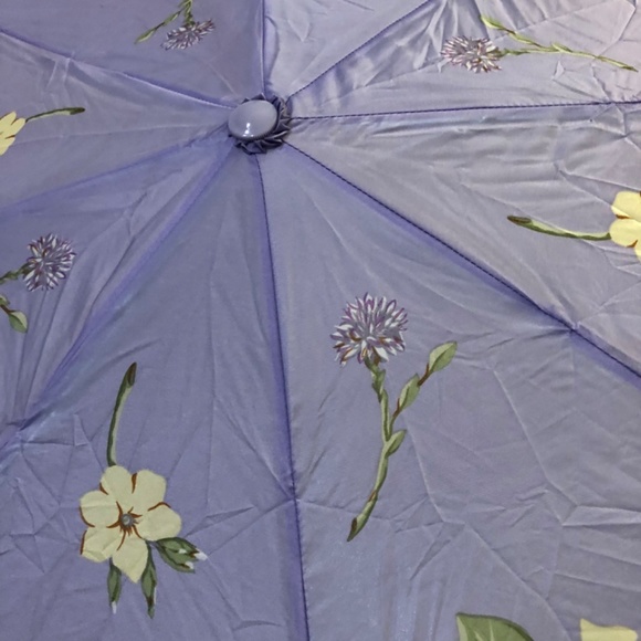 NWOT - Lovely Lavender Floral Umbrella - Picture 10 of 16